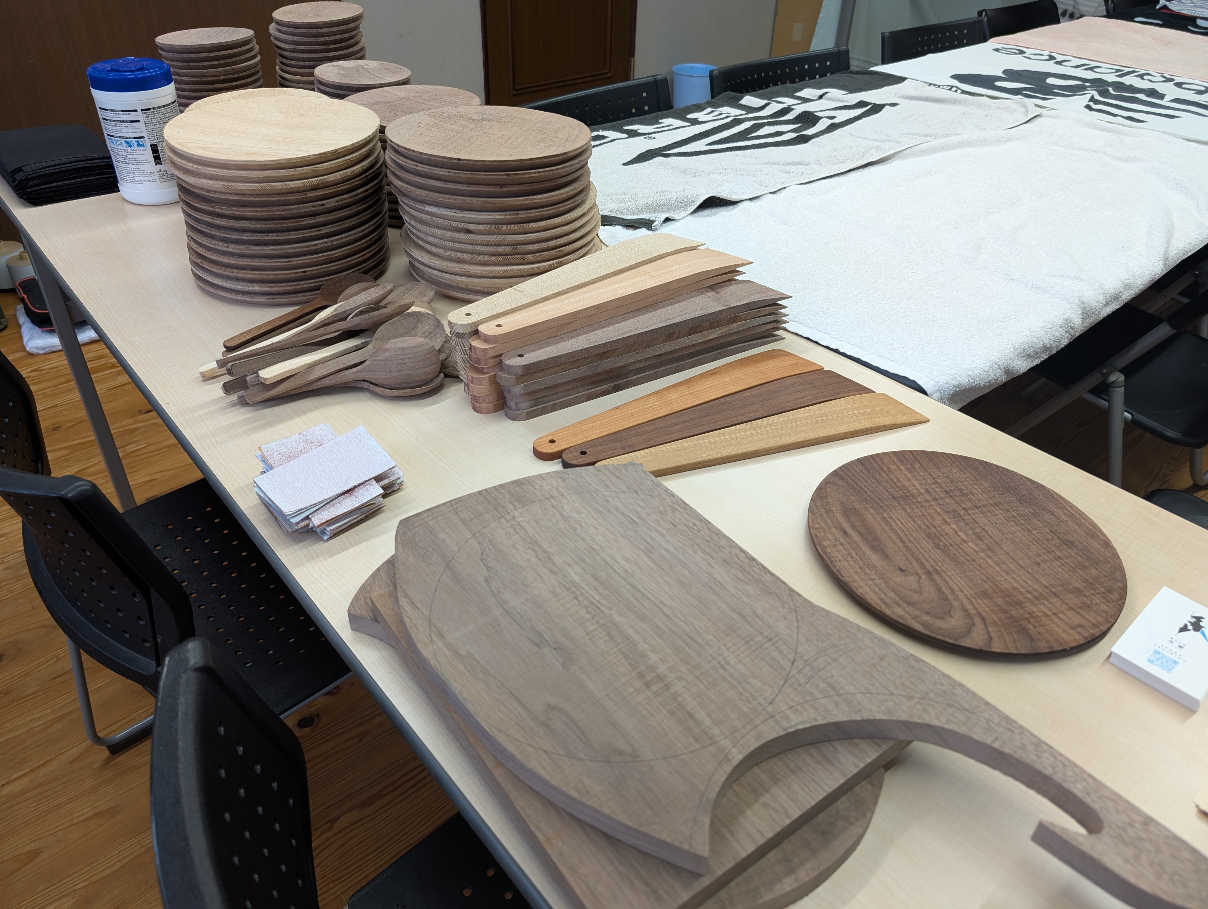 木の食器のワークショップ